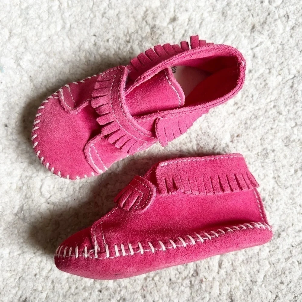 Minnetonka: Baby Vibrant Pink Suede Fringe Velcro Vamp Closure Booties Size 6